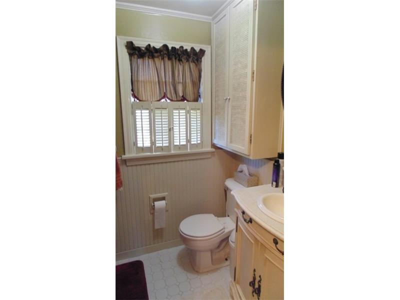 101 Beverly Road Butler, PA 16001 - Photo 23 of 23 Full Bath.