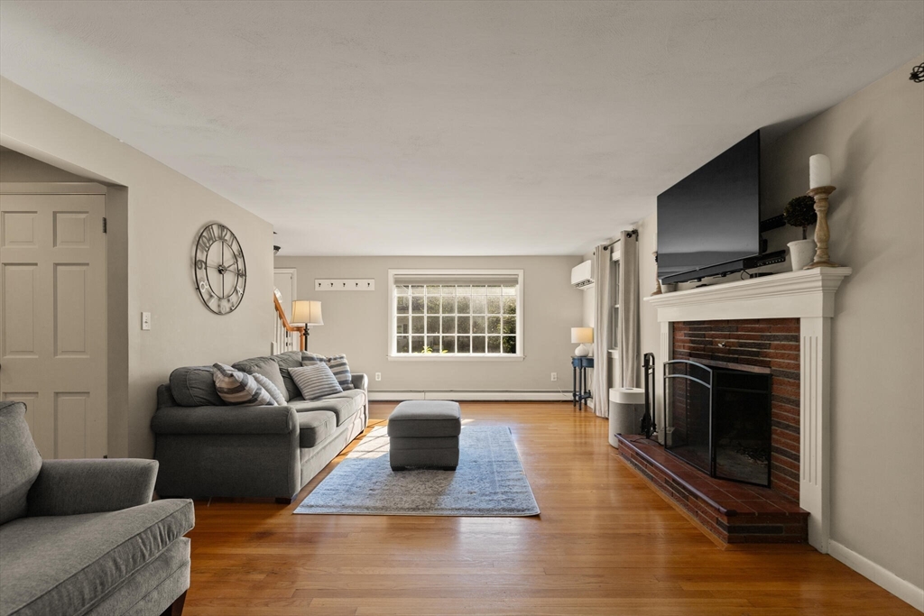 5 Raymond Avenue Danvers, MA 01923 - Photo 11 of 42