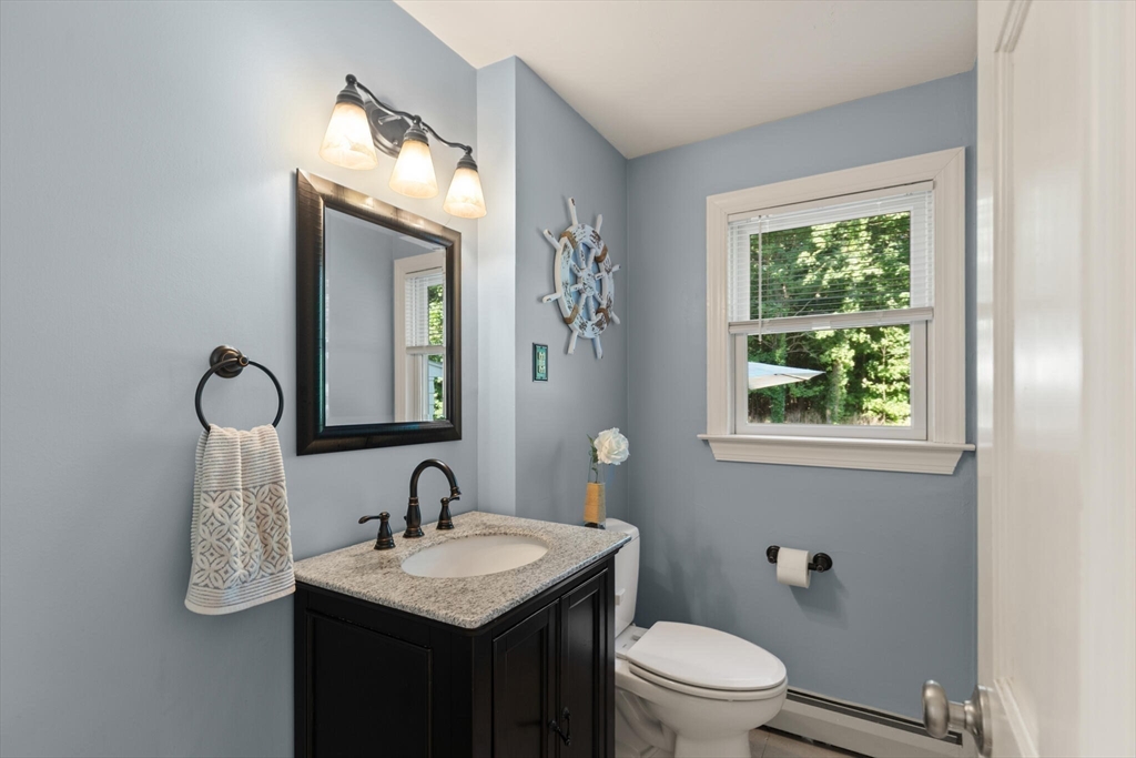 5 Raymond Avenue Danvers, MA 01923 - Photo 26 of 42