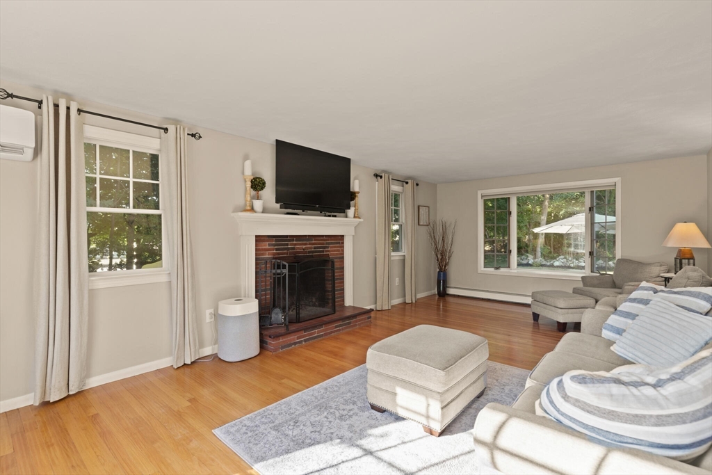 5 Raymond Avenue Danvers, MA 01923 - Photo 8 of 42