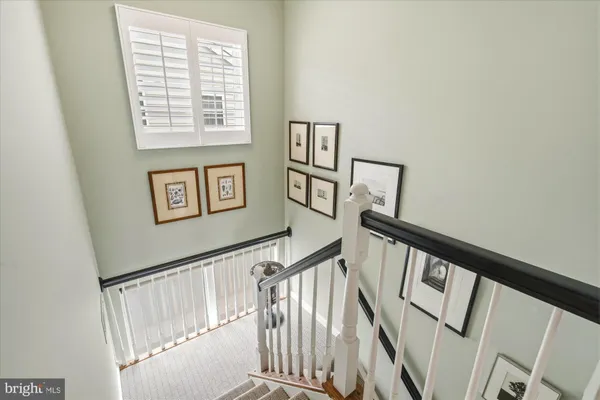$1,200,000 | 610 Tivoli Passage, Alexandria, VA 22314