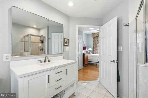 $1,200,000 | 610 Tivoli Passage, Alexandria, VA 22314