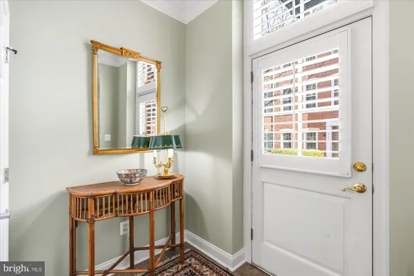 $1,200,000 | 610 Tivoli Passage, Alexandria, VA 22314