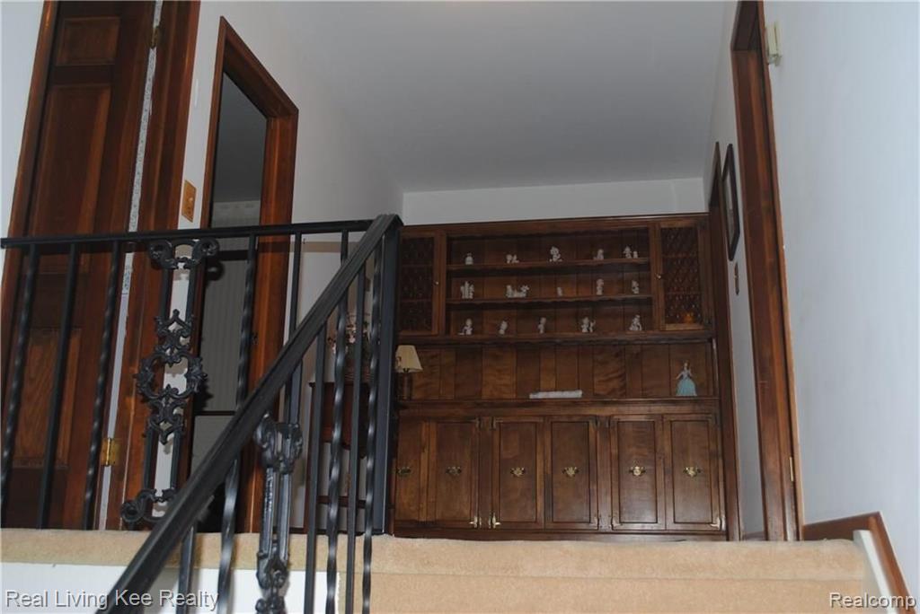 216 Wimberly Drive Rochester Hills, MI 48306 - Photo 16 of 40