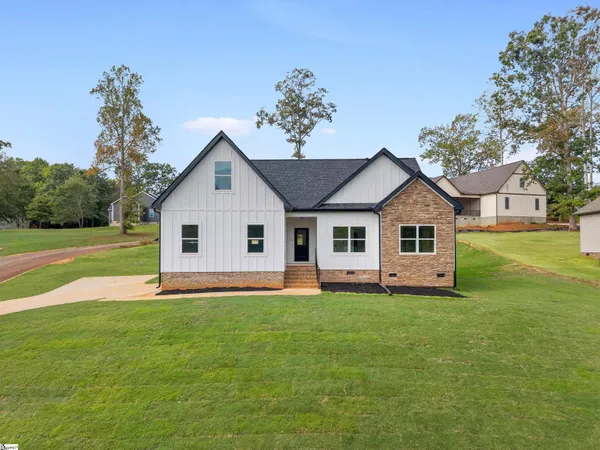 $415,000 | 102 Kalkora Court, Lyman, SC 29365