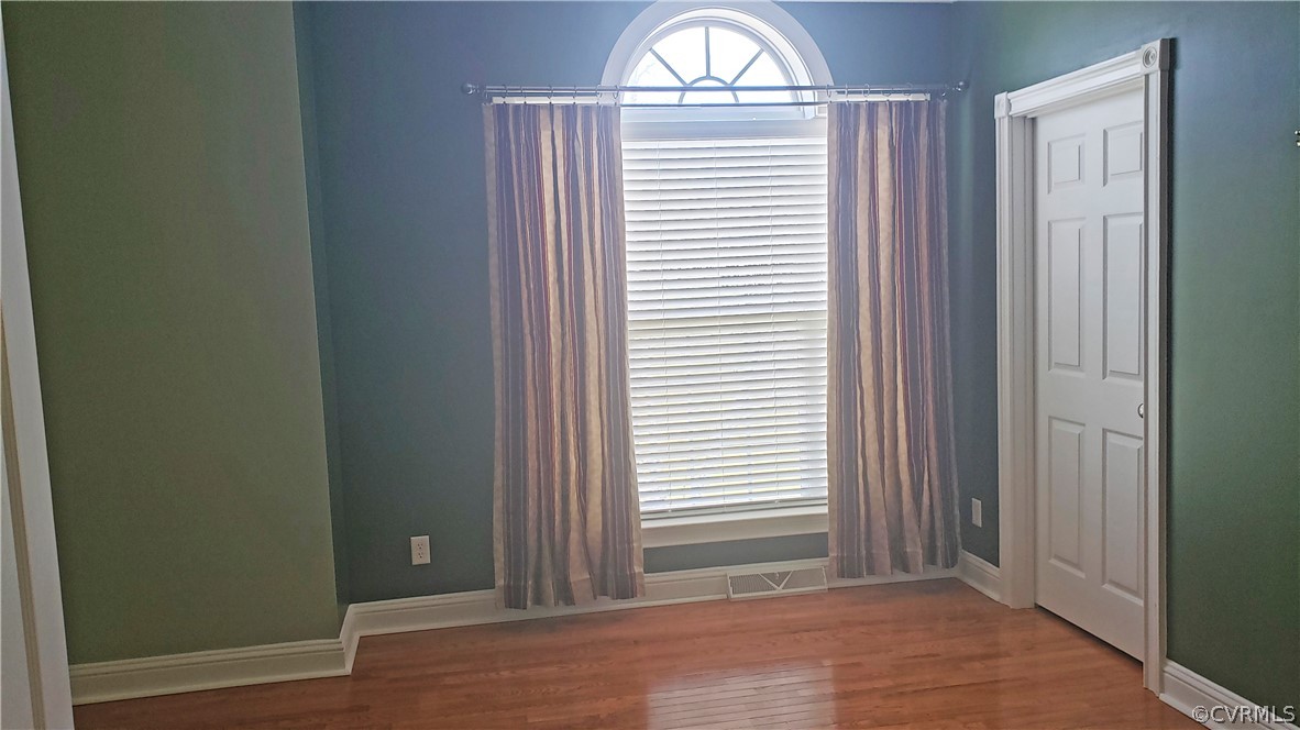 0 Green Bay Road Rice, VA 23966 - Photo 20 of 32 an empty room that has a window