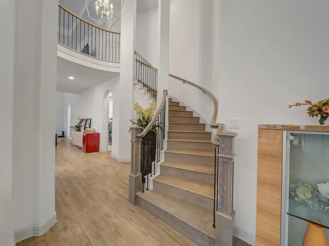 a view of entryway and hall