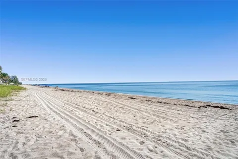 $799,000 | 1901 North Ocean Boulevard, Unit 12B, Fort Lauderdale, FL 33305