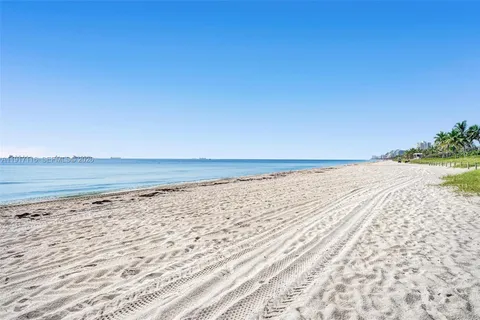 $799,000 | 1901 North Ocean Boulevard, Unit 12B, Fort Lauderdale, FL 33305