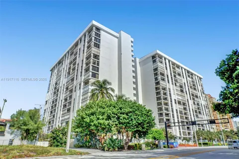 $799,000 | 1901 North Ocean Boulevard, Unit 12B, Fort Lauderdale, FL 33305