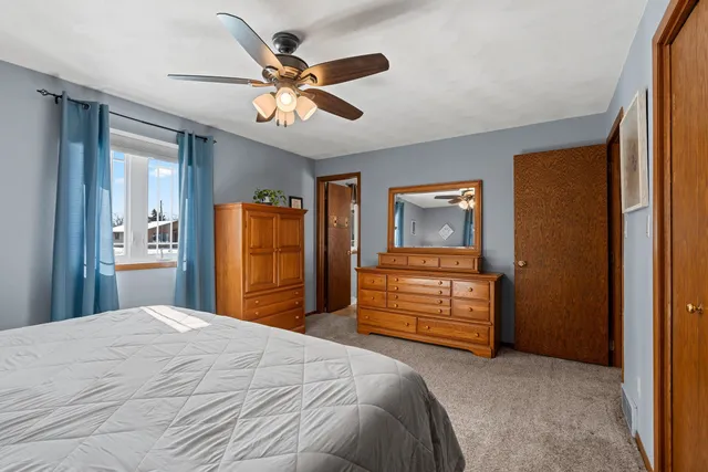 $385,000 | 1632 Cloverdale Drive West, Appleton, WI 54914