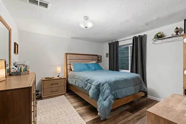 $385,000 | 1632 Cloverdale Drive West, Appleton, WI 54914