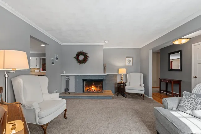 $385,000 | 1632 Cloverdale Drive West, Appleton, WI 54914