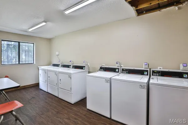 $112,000 | 1380 Heritage Landing, Unit 206, St. Charles, MO 63303