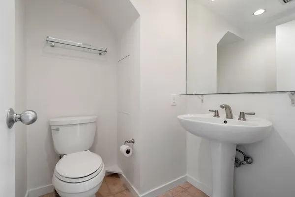 $12,500 | 975 Memorial Drive, Unit 204, Cambridge, MA 02138