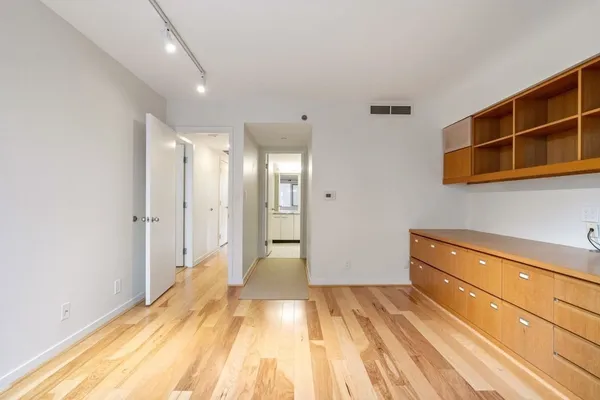 $12,500 | 975 Memorial Drive, Unit 204, Cambridge, MA 02138