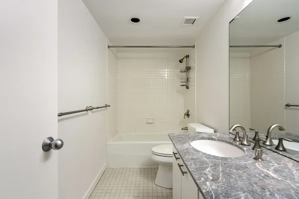 $12,500 | 975 Memorial Drive, Unit 204, Cambridge, MA 02138