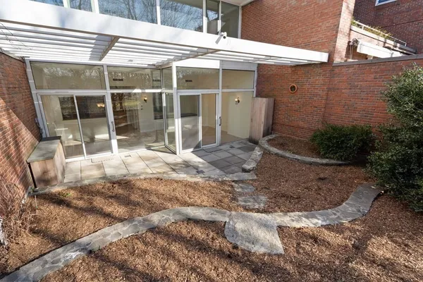 $12,500 | 975 Memorial Drive, Unit 204, Cambridge, MA 02138