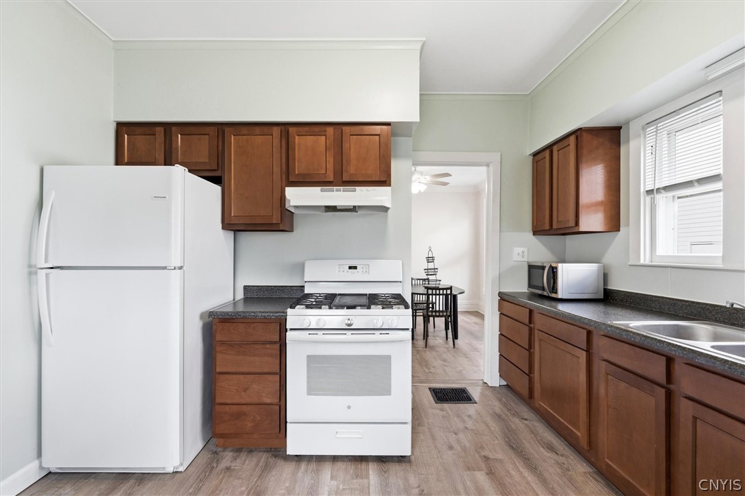 2 Lansing Street Auburn, NY 13021 - Photo 11 of 44