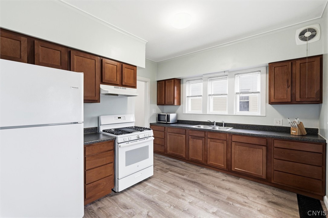 2 Lansing Street Auburn, NY 13021 - Photo 12 of 44