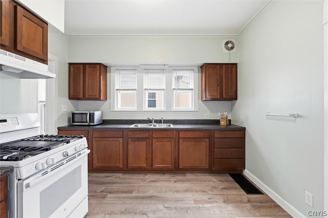 2 Lansing Street Auburn, NY 13021 - Photo 14 of 44