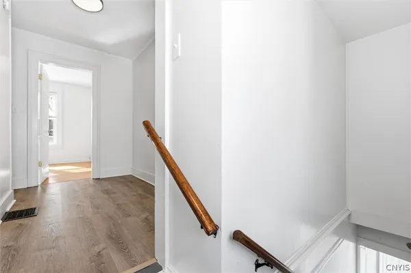 $199,900 | 2 Lansing Street, Auburn, NY 13021