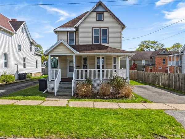 $199,900 | 2 Lansing Street, Auburn, NY 13021