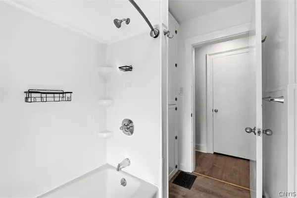 $199,900 | 2 Lansing Street, Auburn, NY 13021