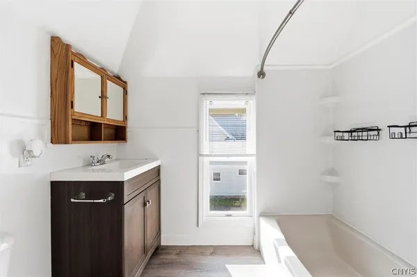 $199,900 | 2 Lansing Street, Auburn, NY 13021