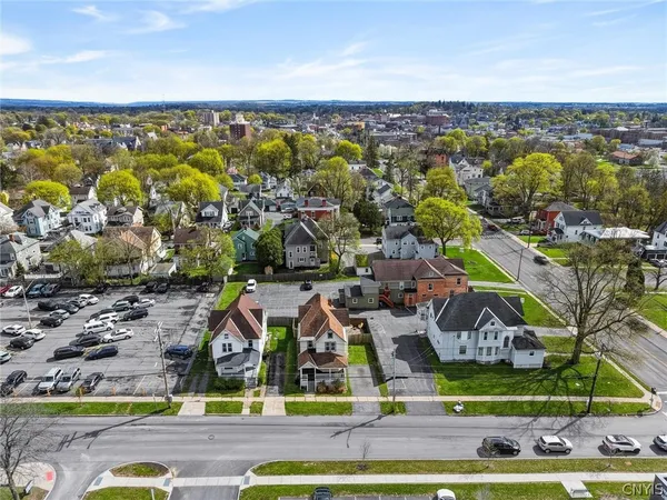 $199,900 | 2 Lansing Street, Auburn, NY 13021