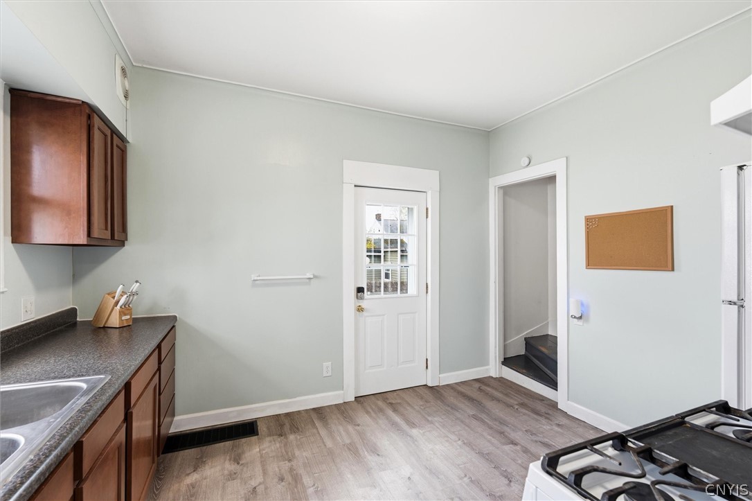 2 Lansing Street Auburn, NY 13021 - Photo 10 of 44