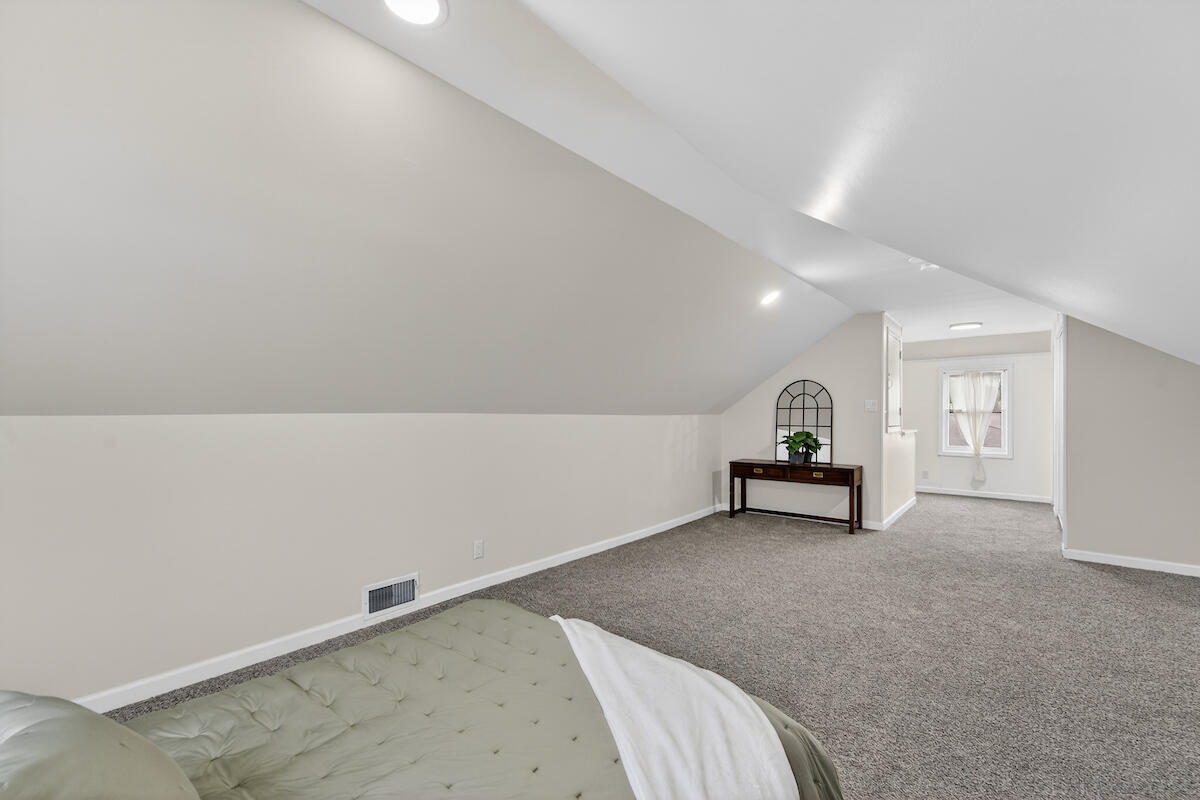 11301 11th Avenue Pleasant Prairie, WI 53158 - Photo 15 of 30 DSC09336
