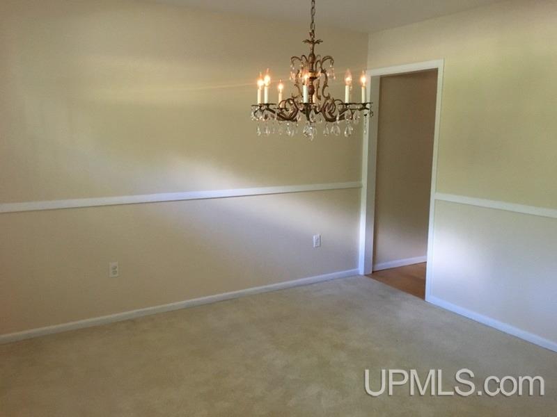 609 Brule Road Marquette, MI 49855 - Photo 4 of 35 Gallery Image 4