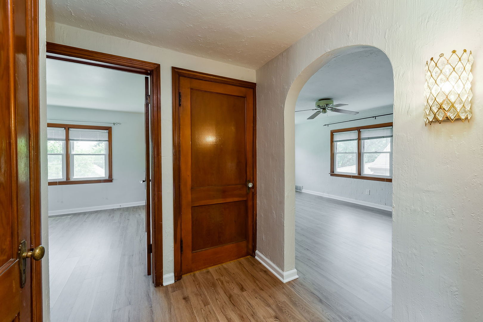 716 Walnut Street, Unit 2 Lemont, IL 60439 - Photo 3 of 10