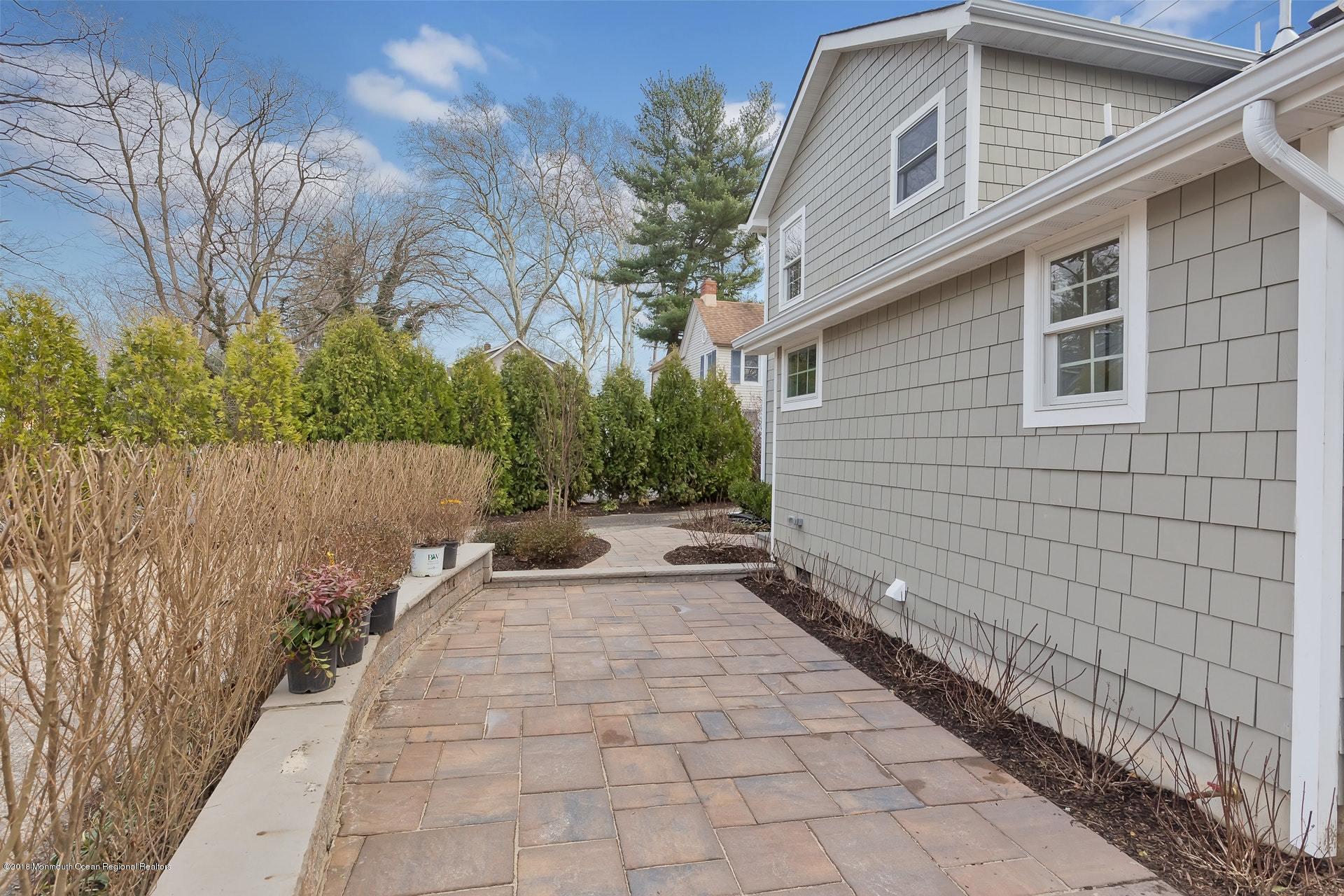 15 Cherry Tree Farm Road Middletown, NJ 07748 - Photo 20 of 25 .
