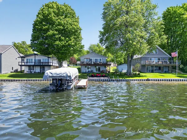 $529,900 | 17230 Warrior Drive, Howard City, MI 49329
