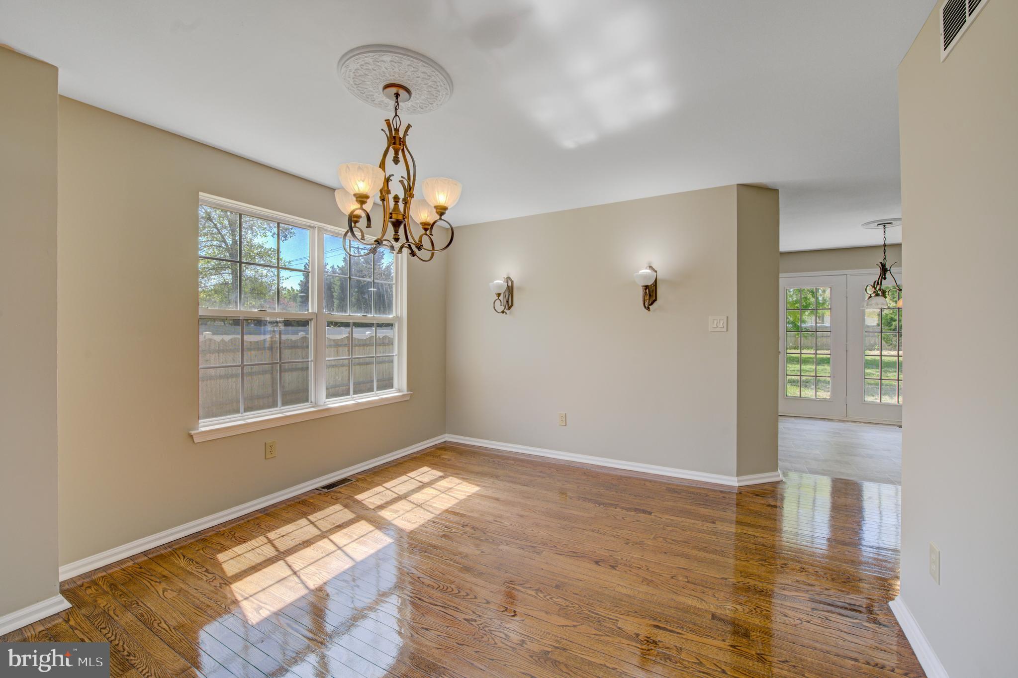 54 Rosalind Circle Sicklerville, NJ 08081 - Photo 13 of 38