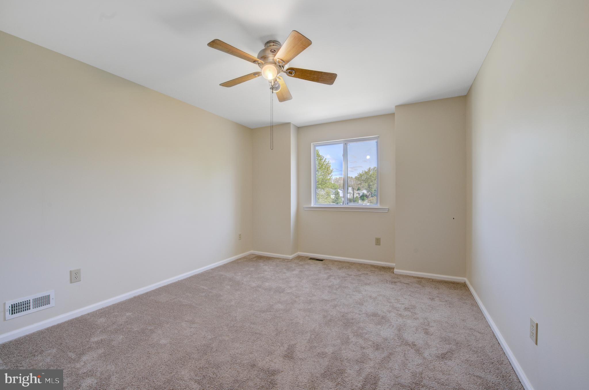 54 Rosalind Circle Sicklerville, NJ 08081 - Photo 27 of 38