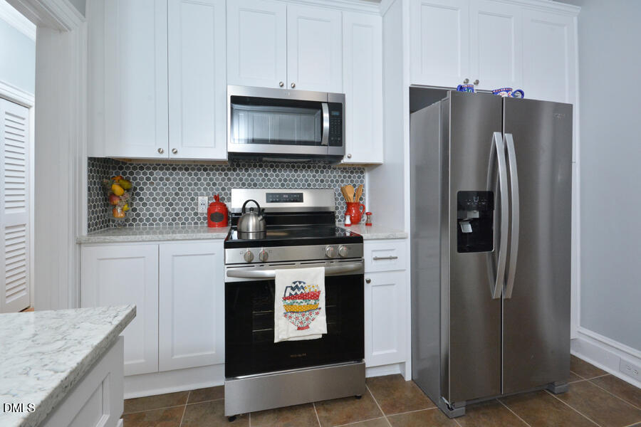 2307 Chapel Hill Road Durham, NC 27707 - Photo 21 of 27