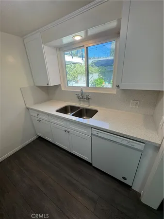 $3,350 | 291 Cypress Drive, Unit 3, Laguna Beach, CA 92651