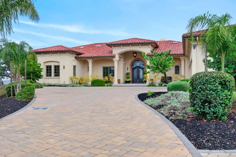 $6,799,000 | 5 Winding Oaks Drive, Pleasanton, CA 94566