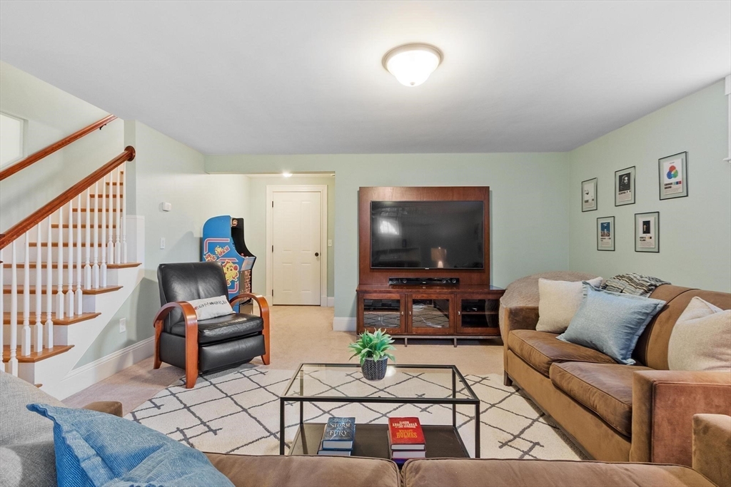 24 Dana Road Concord, MA 01742 - Photo 33 of 42