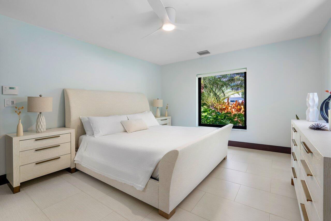 520 Silver Lane Boca Raton, FL 33432 - Photo 16 of 33 020-520SilverLane-BocaRaton-FL-33432-SMA