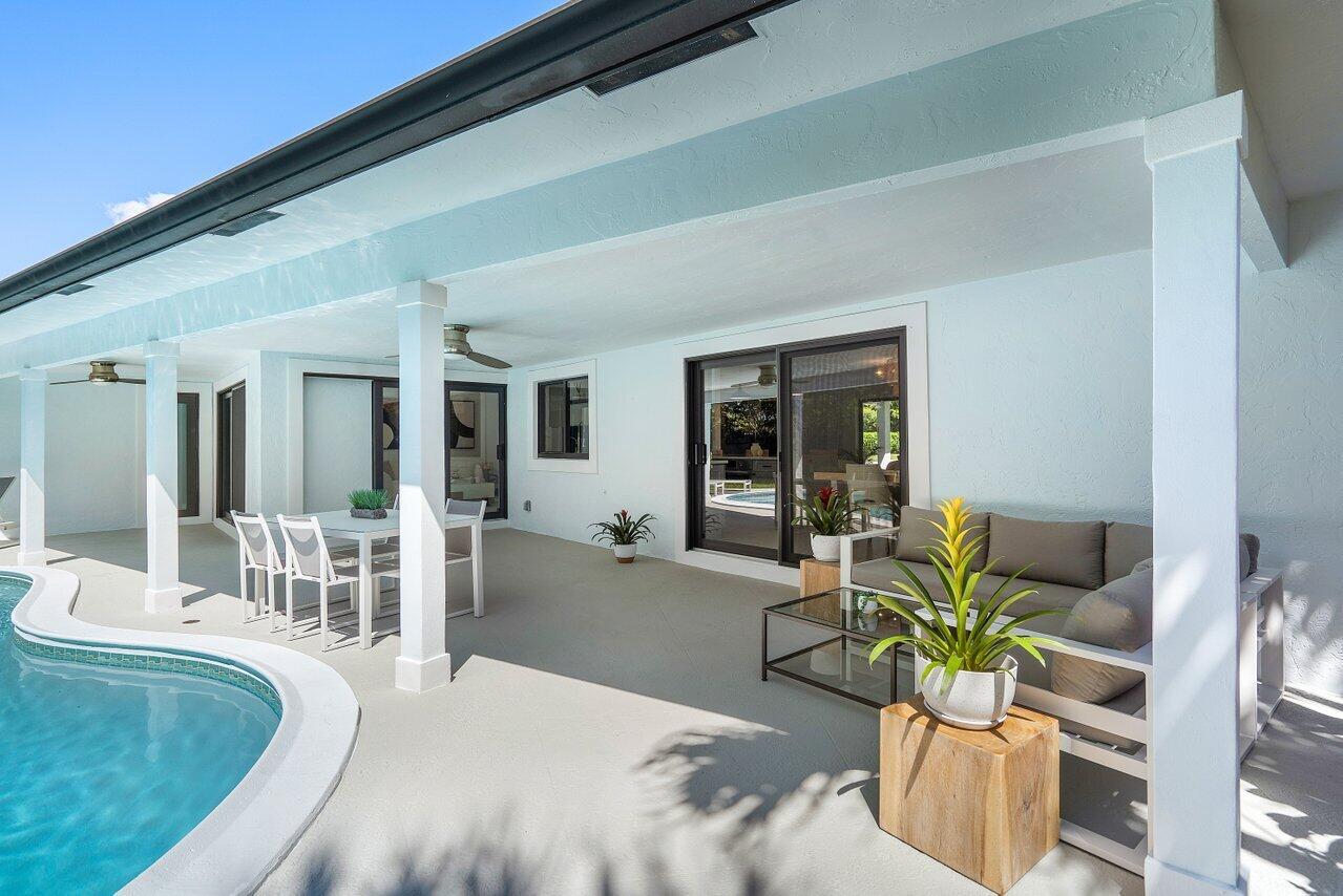 520 Silver Lane Boca Raton, FL 33432 - Photo 27 of 33 031-520SilverLane-BocaRaton-FL-33432-SMA