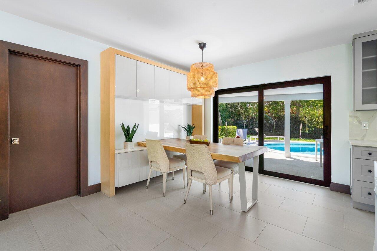 520 Silver Lane Boca Raton, FL 33432 - Photo 5 of 33 009-520SilverLane-BocaRaton-FL-33432-SMA