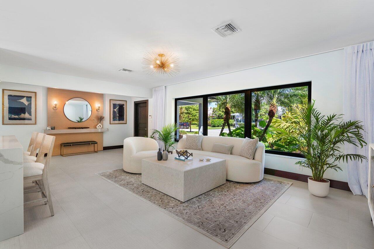 520 Silver Lane Boca Raton, FL 33432 - Photo 6 of 33 010-520SilverLane-BocaRaton-FL-33432-SMA