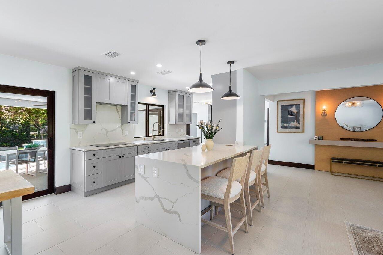 520 Silver Lane Boca Raton, FL 33432 - Photo 7 of 33 011-520SilverLane-BocaRaton-FL-33432-SMA