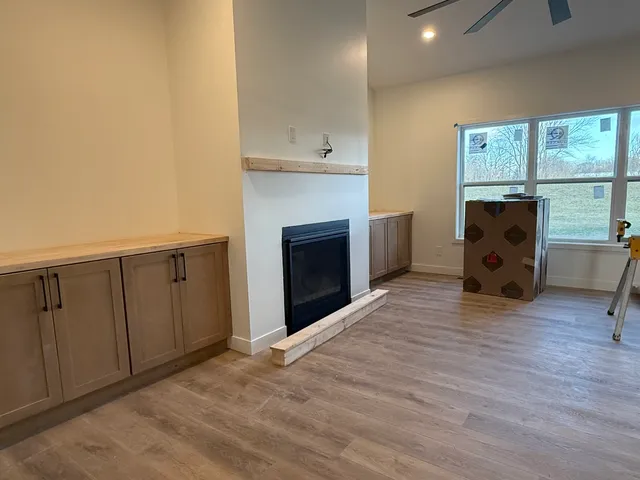 $389,900 | 702 North Beacon Hill Circle, Urbana, IL 61802