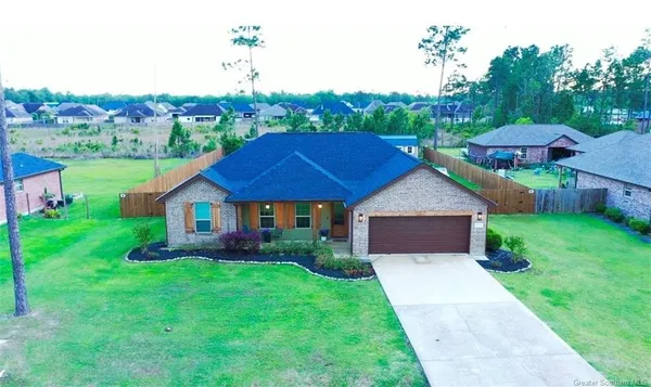 $2,400 | 1525 Clark Court, Lake Charles, LA 70611