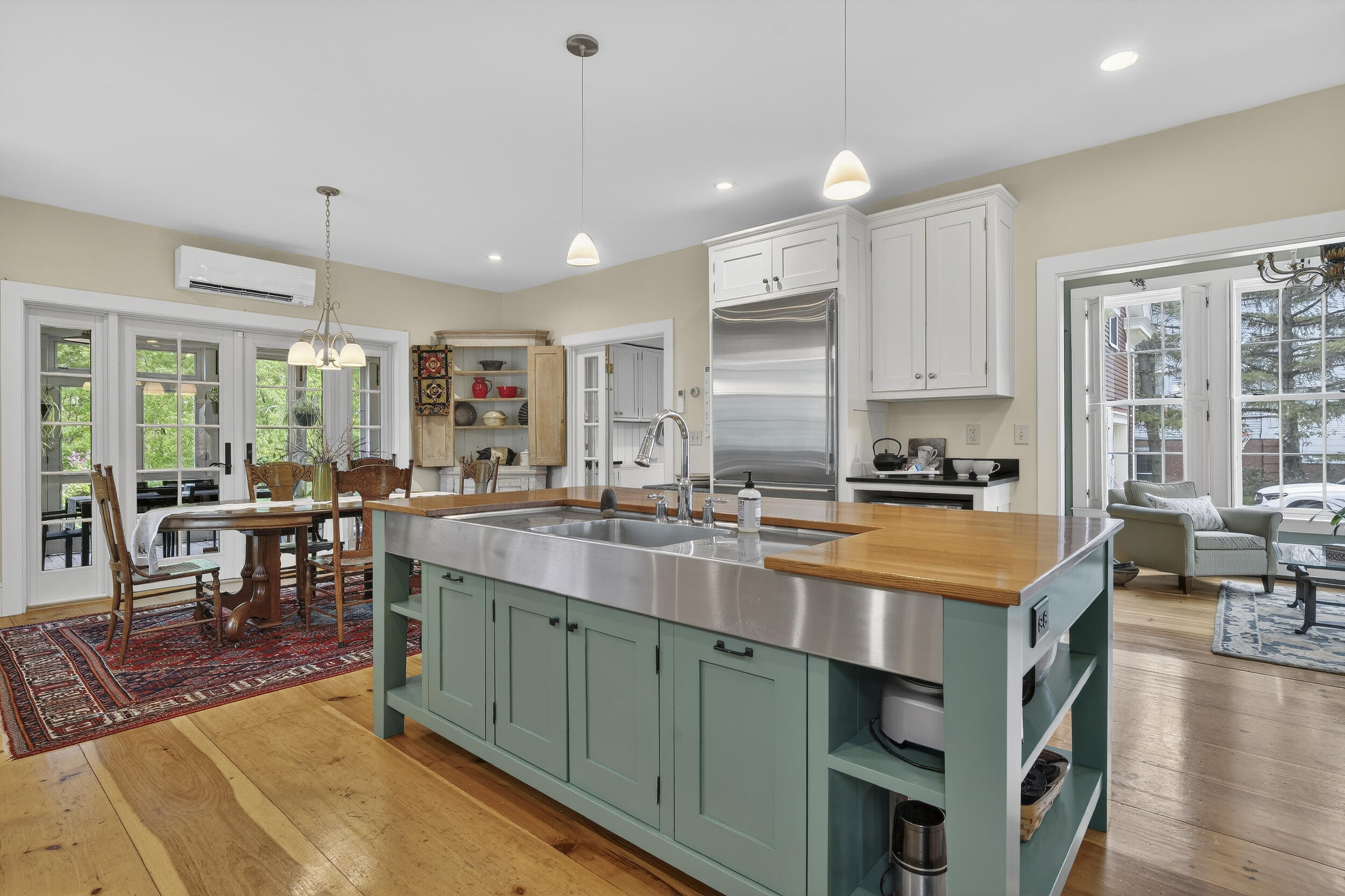 109 Main Street Yarmouth, ME 04096 - Photo 11 of 60 109main-61